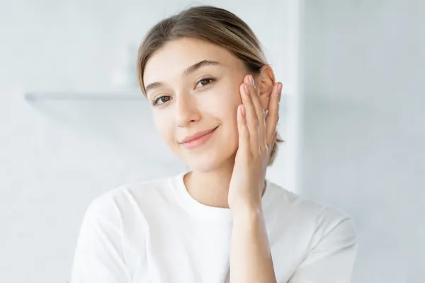best face wash for pimples and dark spots